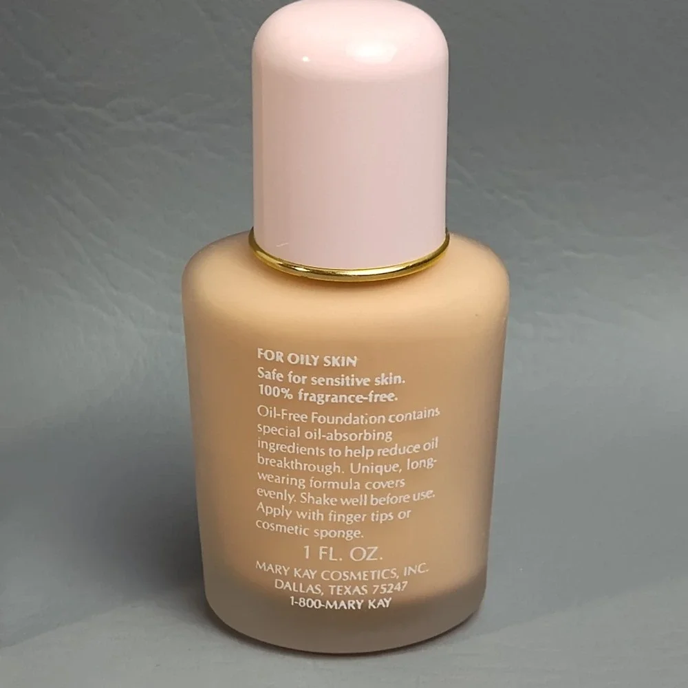 Mary Kay Oil Free Liquid Foundation Misty Ivory 3855 NEW NOS 100% Fragrance Free